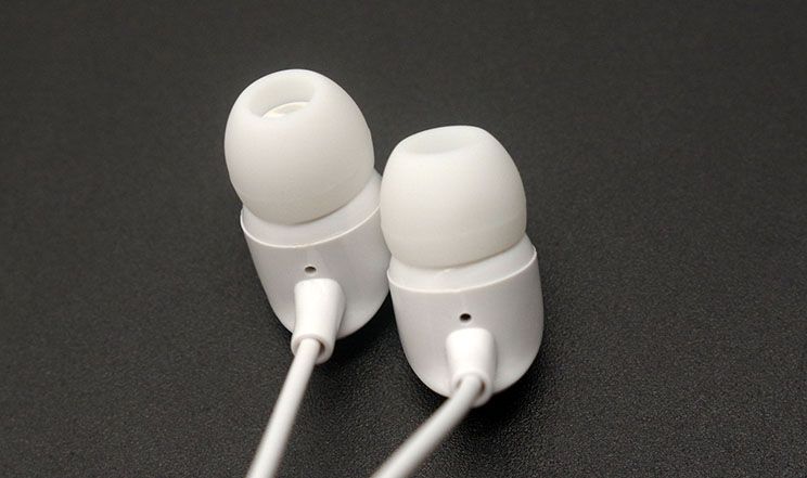 Kõrvasisesed telefonipeakomplektid 3,5 mm juhtmega juhtimisega, sobivad Huawei/Xiaomi/Oppo ja teistele neutraalsetele telefonidele_voghion.com