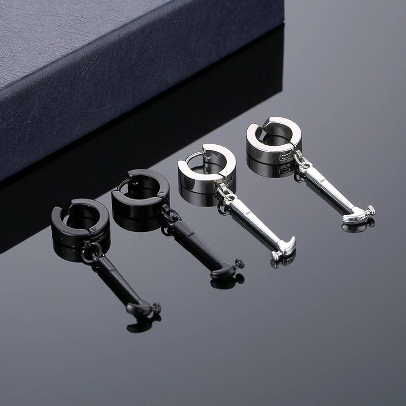 1PCS Orecchini a cerchio con ciondolo a forma di martello/Pinze per orecchie per uomo femminile Orecchino a cartilagine geometrica in acciaio inossidabile/Clip per orecchio Gioielli Hip Hop_voghion.com