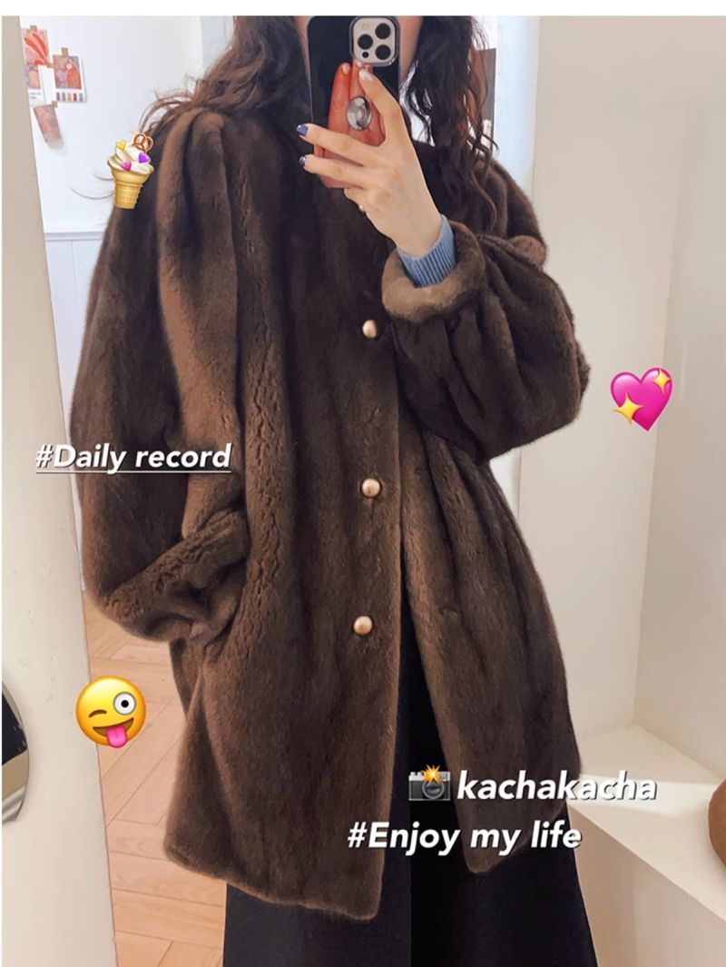 Cappotto in pelliccia sintetica di visone ecologica da donna - Giacca in peluche di media lunghezza in caffè e panna (S-L) | Ispirata al vintage e adatta all'inverno_voghion.com