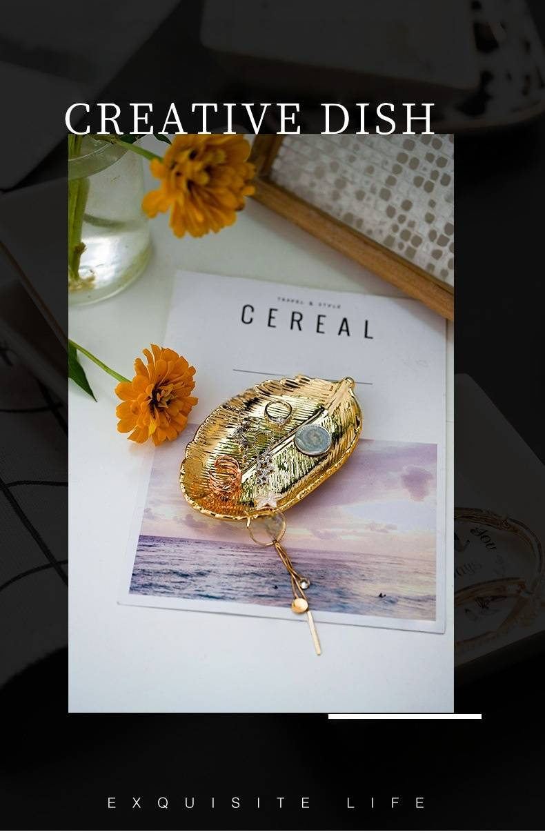 Nordisches Schmucktablett aus Keramik mit goldenem Blattdesign – eleganter Ring- und Halsketten-Organizer für Schminktisch, Eingangsbereich (weiß, 20,3 cm)_voghion.com