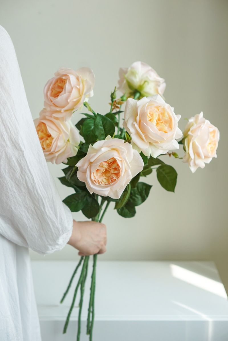 Artificial Flowers, Simulated Flowers, High End Sense, Realistic Moisturizing Feel, Simulated Bouquet Of Roses, Living Room Table Flower Decoration_voghion.com