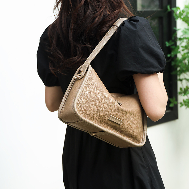 Frauen Einkaufstasche Hohe Qualität Echtes Leder frauen Schulter Umhängetasche Designer Einfarbig Rindsleder Weibliche Messenger_voghion.com