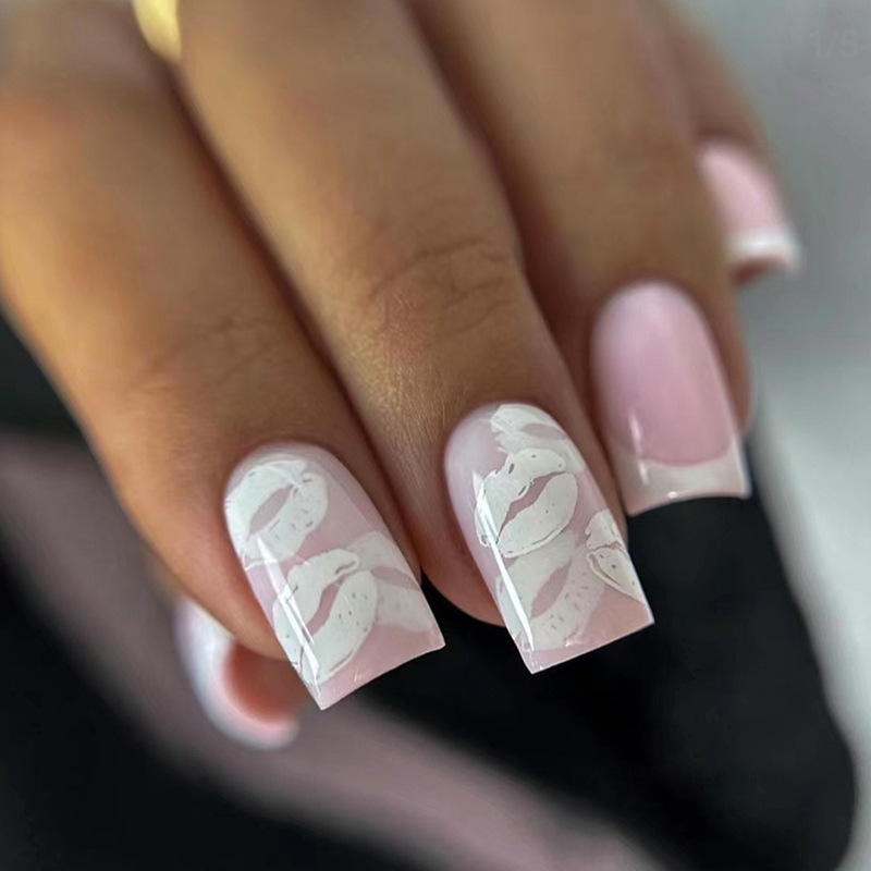 Weißer französischer, minimalistischer, mittellanger Instagram-Stil, sexy Lippenmaniküre-Fälschung, kann Nägel sein_voghion.com