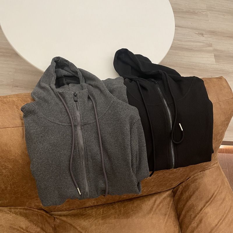 Felpa con cappuccio corta dimagrante con cerniera e motivo a strisce nere e grigie, stile americano/autunno_voghion.com