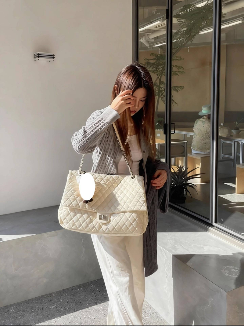 Luxury Quilted Chain Shoulder Bag - Large Capacity Tote Crossbody Bag For Women, Elegant PU Leather Handbag With Lock Closure, Stylish Daily Use_voghion.com
