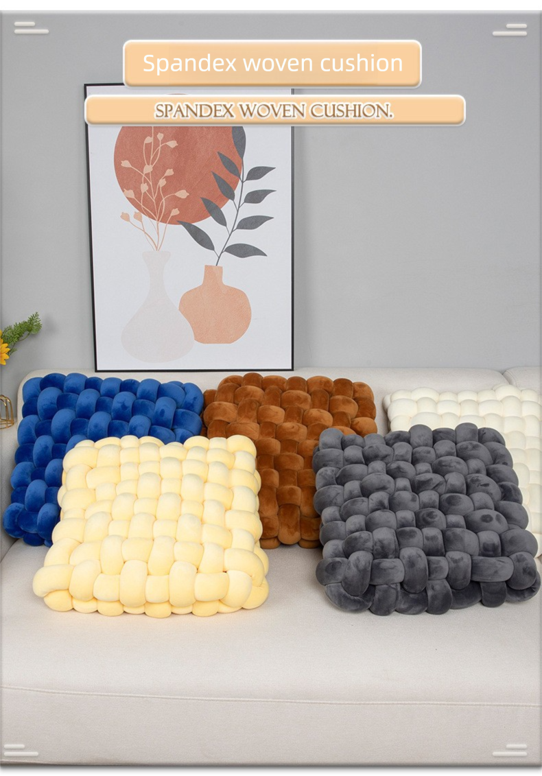 Sedia intrecciata quadrata INS in stile nordico con pavimento in tatami Bay Widow, schienale Iteret Celebrity, seduta morbida_voghion.com