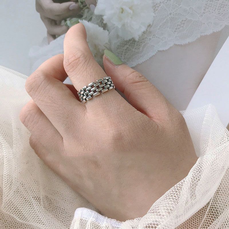 2025 Stile Moda Pollice largo Argento Croce cava Classico Coreano Ragazza Anello Punta delle dita Gioielli all'ingrosso_voghion.com
