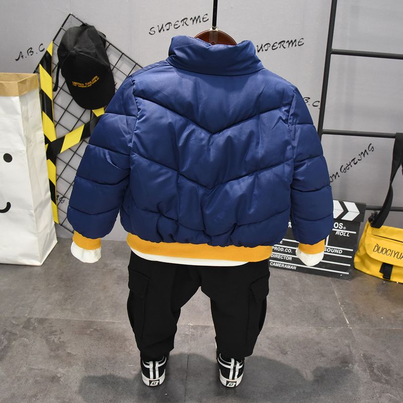 Abbigliamento per bambini 2024 Giacca invernale in cotone con nuova lettera più top in velluto più tuta in velluto_voghion.com
