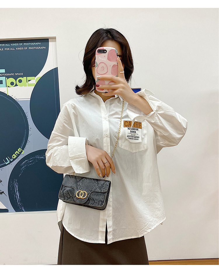 Borsa quadrata piccola con motivo serpente 2024 Nuova mini borsa per telefono europea e americana con tracolla a catena Borsa a tracolla_voghion.com