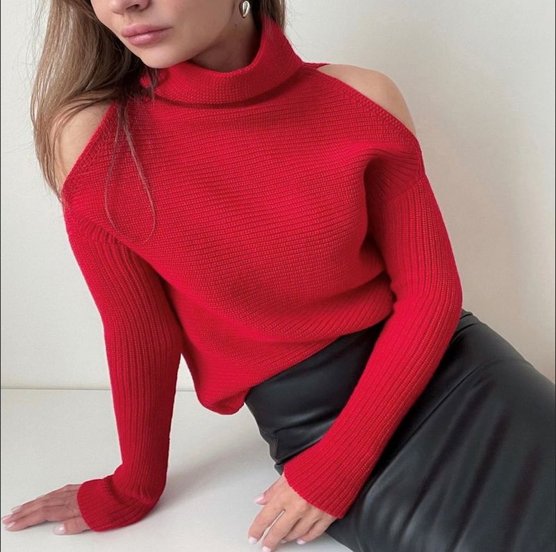 New Style 2023 Autumn Winter High Neck Shoulder Hollow Design Loose Off-Shoulder Sweater Unique Knitted Top_voghion.com
