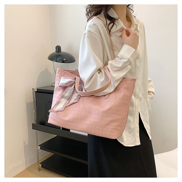 2024 Neue große Tasche für Damen, klein und vielseitig, modische Umhängetasche, Tragetasche für Pendler und Freizeit_voghion.com