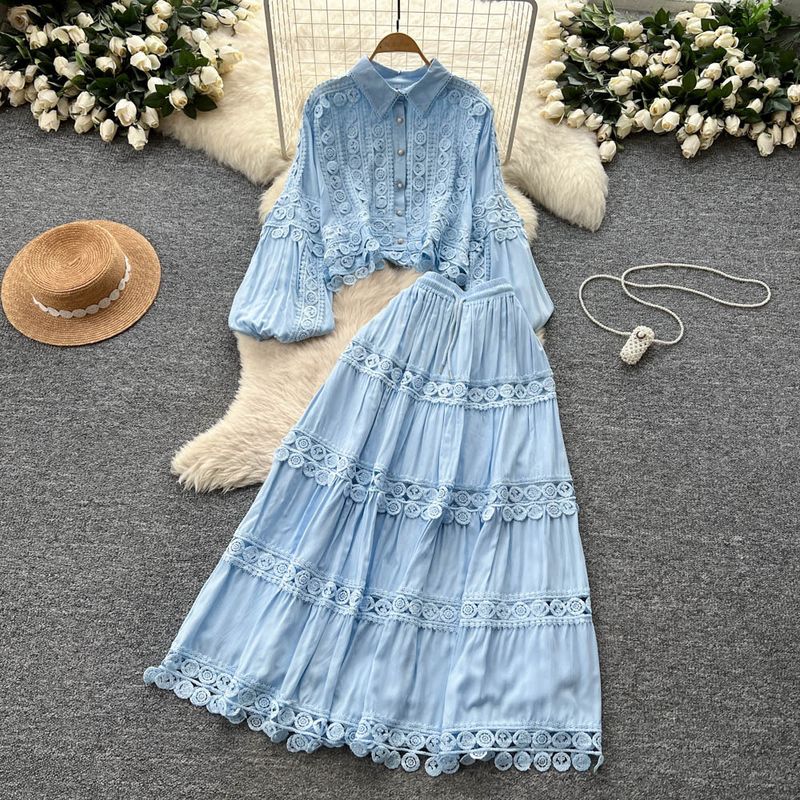 French Retro Heavy Hollow Lace Splicing Lantern Sleeve Short Shirt High Waist Big Swing Skirt Autumn Suit_voghion.com