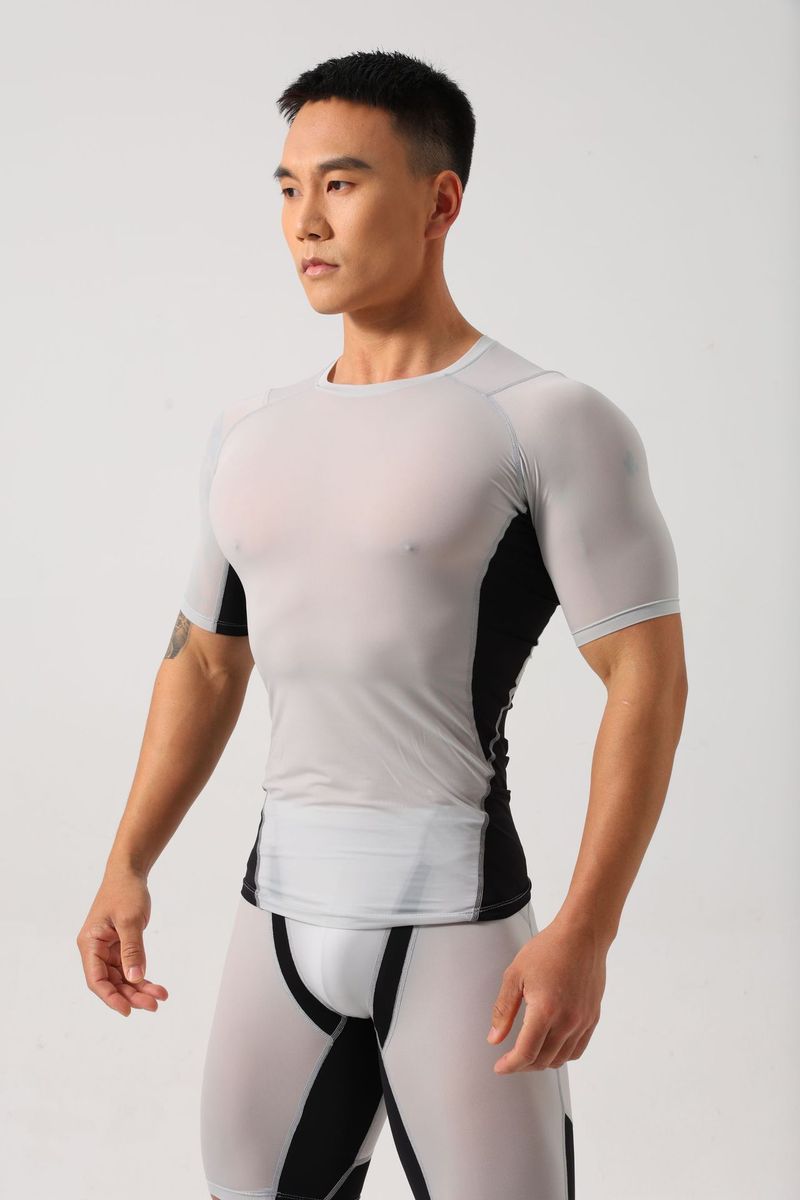 Abbigliamento da uomo, collant fitness color carne, comodi e super elasticizzati_voghion.com
