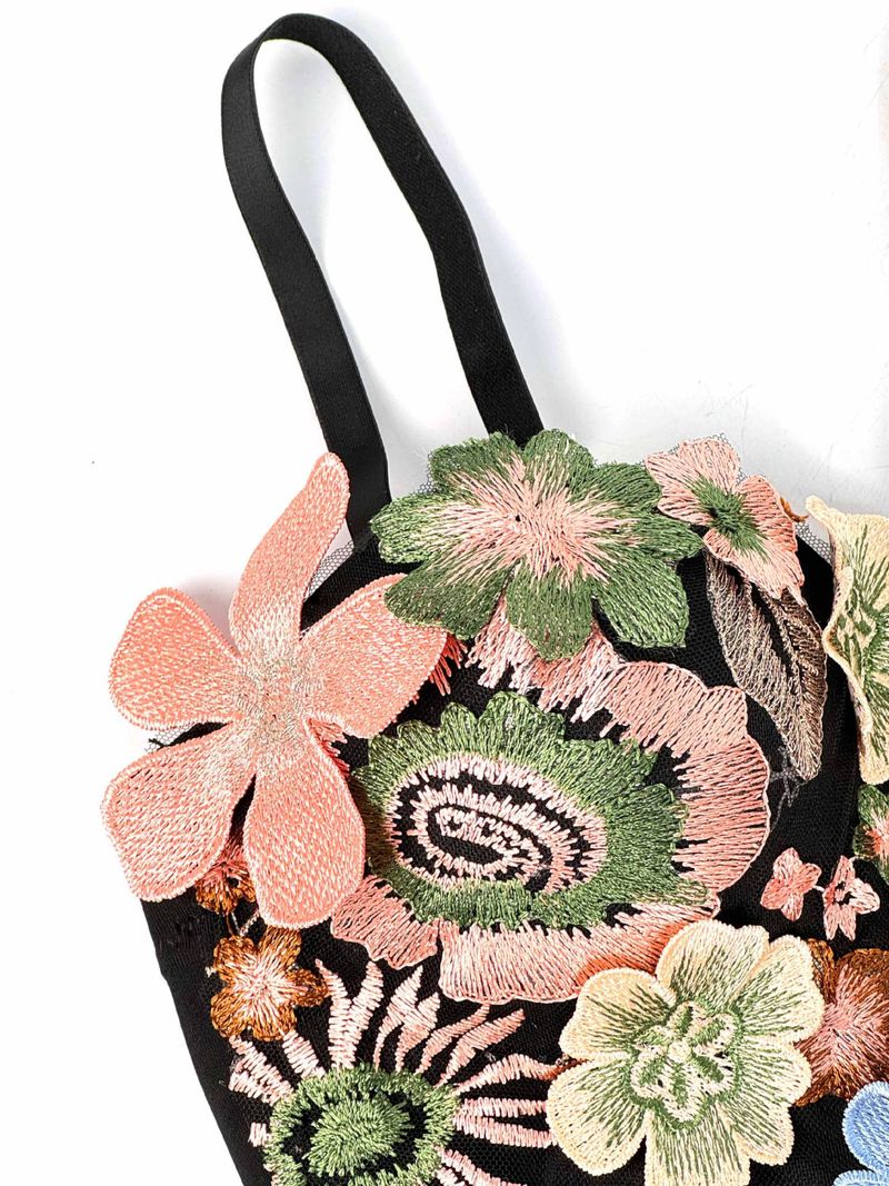 Women's Clothing Retro Embroidered Flower Tube Top High End Camisole With Chest Pads Breathable Versatile Herringbone Bra_voghion.com