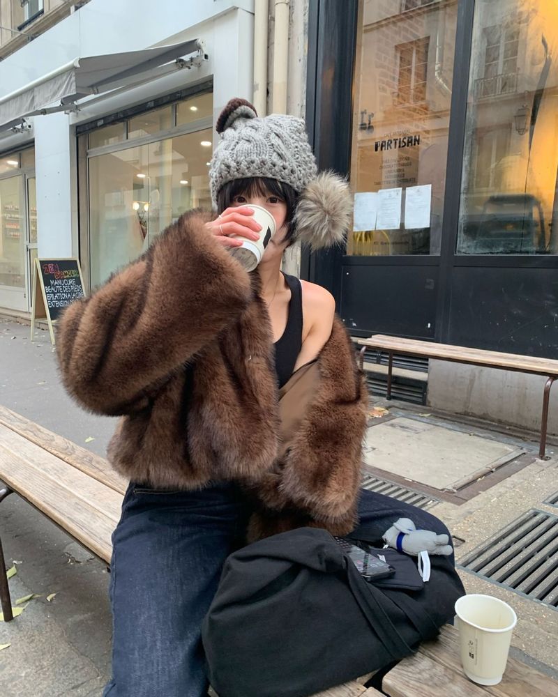 Casaco feminino de pele sintética com gola curta e pele de raposa, estilo coreano, moda inverno, blusa de pelúcia ecológica (café, branco com pontas douradas)_voghion.com