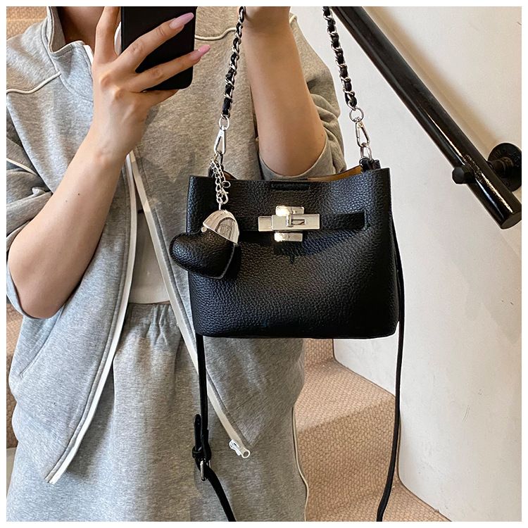 Borsa a tracolla casual alla moda, alla moda e con texture di alta qualità, nuova primavera 2025, semplice e alla moda_voghion.com