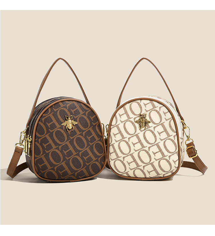 Internet famous handbag for women in 2024, new trendy and fashionable printed diagonal cross women's small square bag,_voghion.com