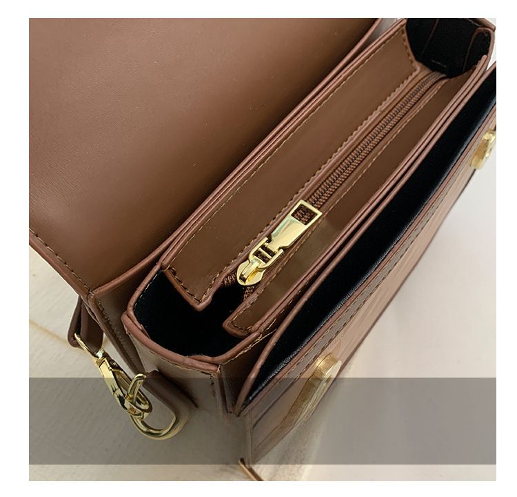 Borsa quadrata trapuntata color-block, novità autunno/inverno 2025_voghion.com