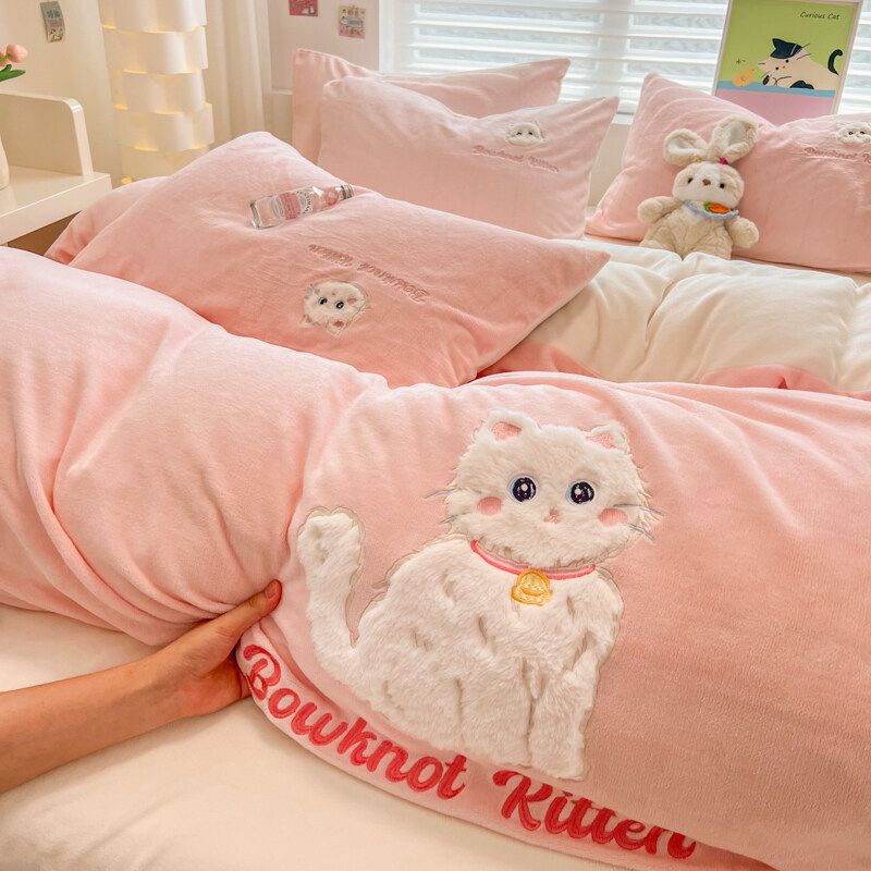 Thickened Cartoon Milk Fleece Four-Piece Set Winter-Warm Double-Sided Duvet Cover With Coral Fleece Sheet_voghion.com