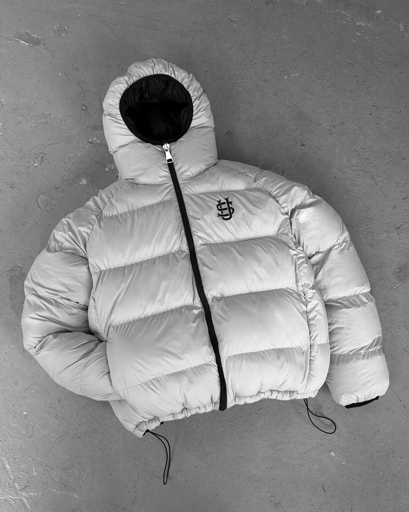 Gothic Streetwear Reversible Puffer Jacket – Oversized Hooded Zip-Up Coat With Embroidered Detailing (Black/White, S-XL)_voghion.com