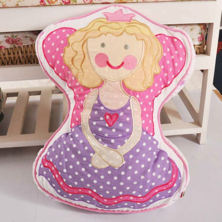 Cuscino decorativo con ricamo a forma di farfalla - Fodera in morbido cotone con imbottitura in cotone PP, perfetto per divano, letto e auto. Tessuto in puro cotone con anima._voghion.com