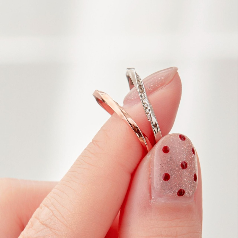 Anello in argento Sterling S999 con diamanti Mobius semplici, coppia di piedi, design unico femminile_voghion.com