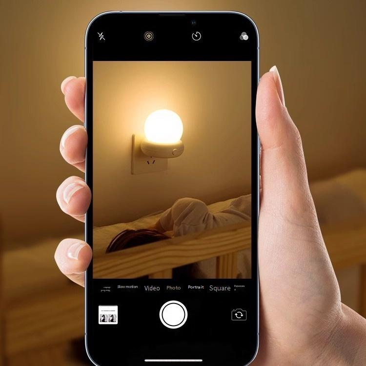 Luce notturna con sensore di movimento a spina - Accensione/spegnimento automatico, rilevamento intelligente di persone (luce LED bianca calda a risparmio energetico per la sicurezza degli anziani)_voghion.com