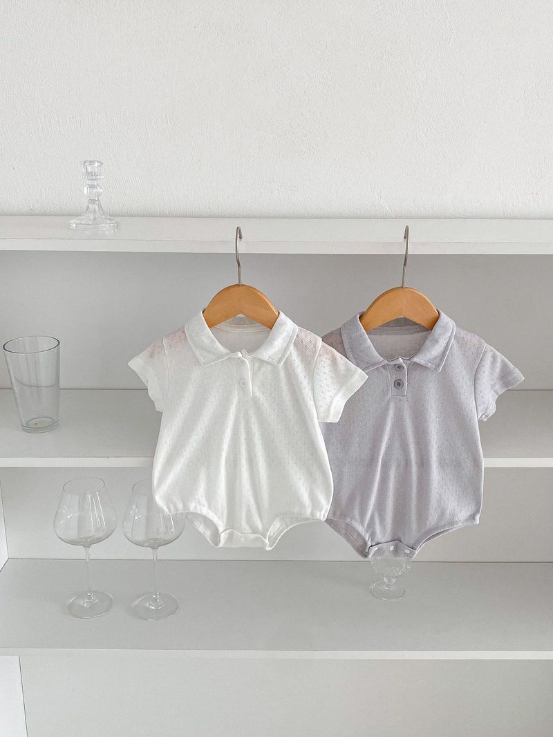 I pantaloncini a maniche corte per neonati e bambini per mamma e bambino si adattano a vestiti striscianti a triangolo cavo semplici e comodi per uscire_voghion.com