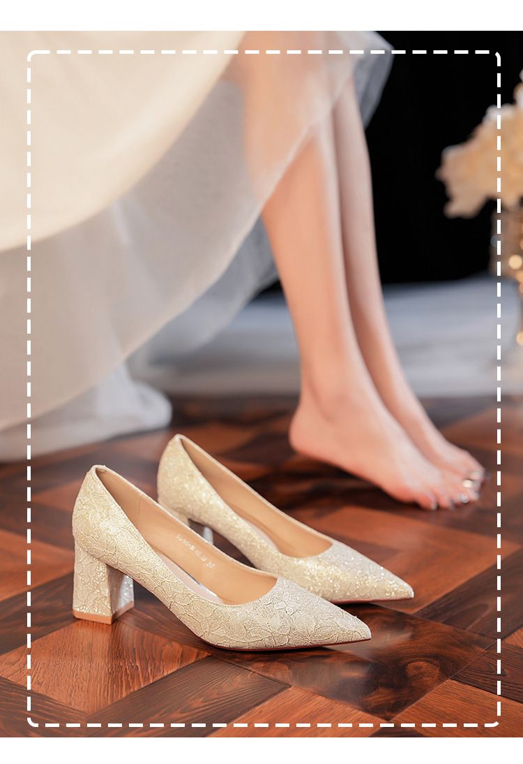 6555F Escarpins à talon compensé et bout pointu pour femme, chaussures de mariage sexy en dentelle française, collection 2025, escarpins à décolleté peu profond_voghion.com