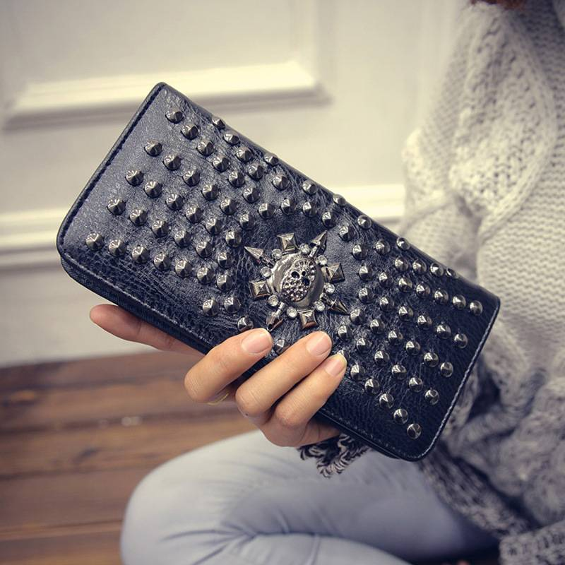 Punk Rivet Skull Long Women's Wallet Large Capacity Zero Wallet Multi Card Handheld Bag Wallet_voghion.com