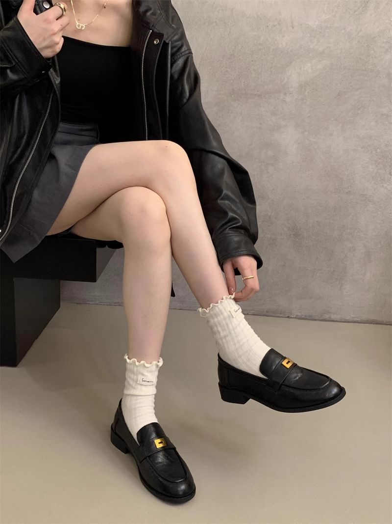 Schwarze Lederschuhe für Damen, britischer Frühlings- und Herbststil, neue runde Zehenpartie, Pendler-Loafer mit klobigem Absatz, Slip-On_voghion.com
