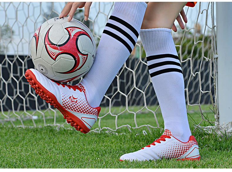 Professional Men Top Quality Footboot Boots Soccer Cleats Comfortable Sport Training Hot-selling High-quality TF/FG_voghion.com