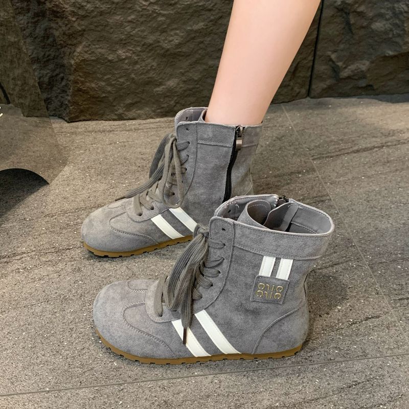 Bottes de boxe pour femmes, chaussures d'entraînement pour femmes, nouvelle mode 2025, chaussures de boxe montantes, bottes Martin plates, légères et confortables_voghion.com