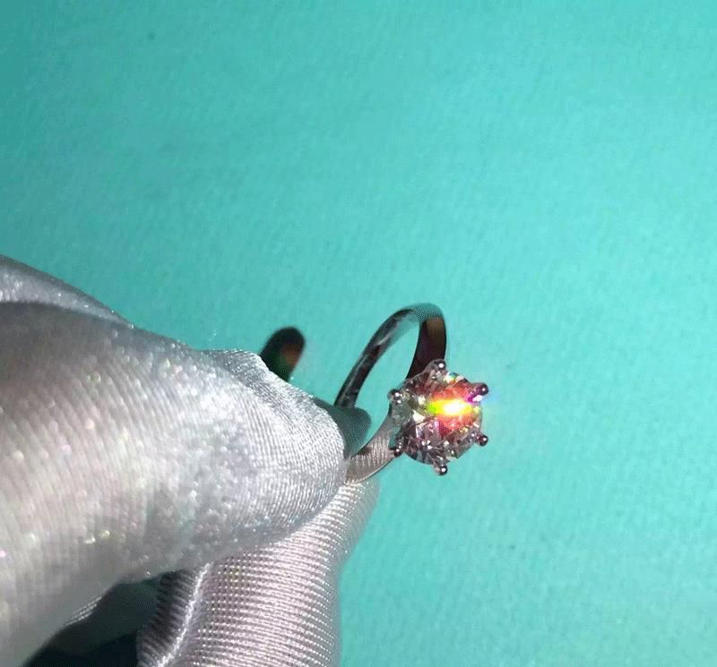 Rengt Sëlwer S platéiert pt950 klassescht sechs Klauen simuléiert Diamant fir Fraen mat 123 Karat D Faarf Moissanit Hochzäitsring_voghion.com