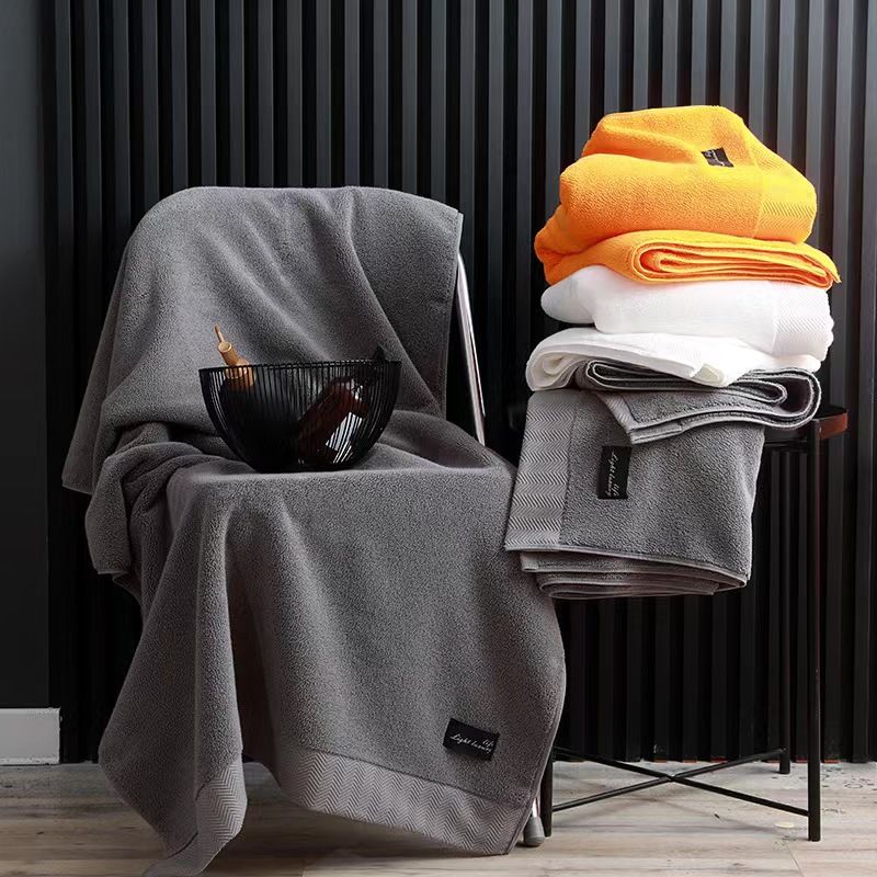 Asciugamano da bagno Premium A-Class 100% cotone - 80x160 cm, oversize e ultra spesso, super morbido e altamente assorbente, regalo aziendale con ricamo personalizzato._voghion.com