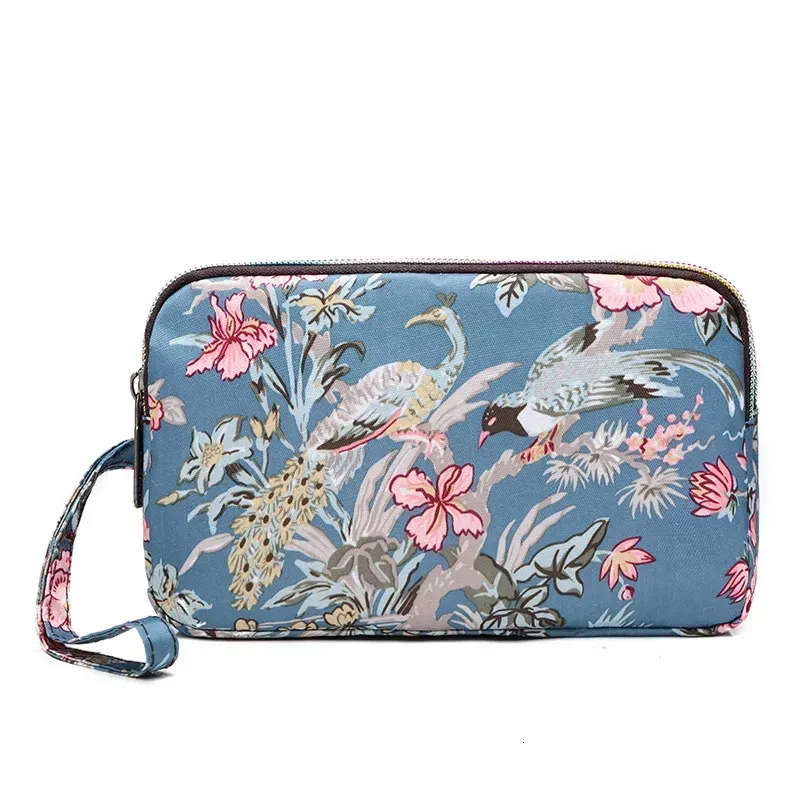 Fashion Flower Print Wallet For Women Three Layer High-capacity Mobile Phone Portable Handheld Mini Key Clutch Bag_voghion.com