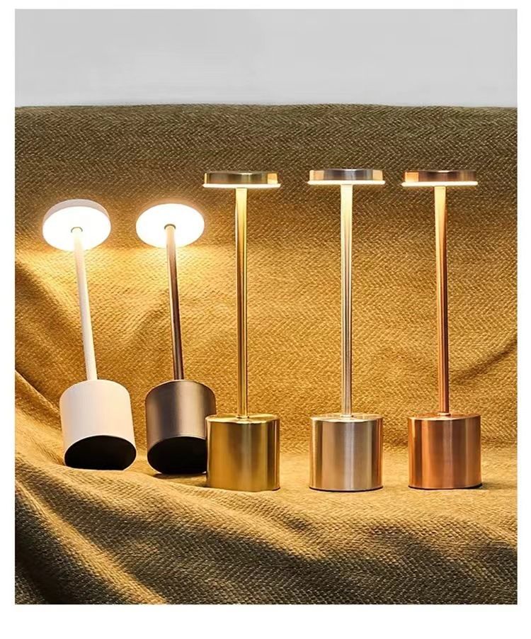 Bar e ristoranti a LED a forma di I, lampada da tavolo per camere da letto, atmosfera decorativa in metallo ricaricabile tramite USB_voghion.com