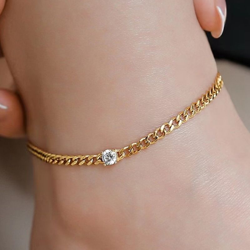 Bracelet de cheville minimaliste pour femme, design luxueux et léger, incrustation de diamants en cuivre, texture de chaîne épaisse, K_voghion.com