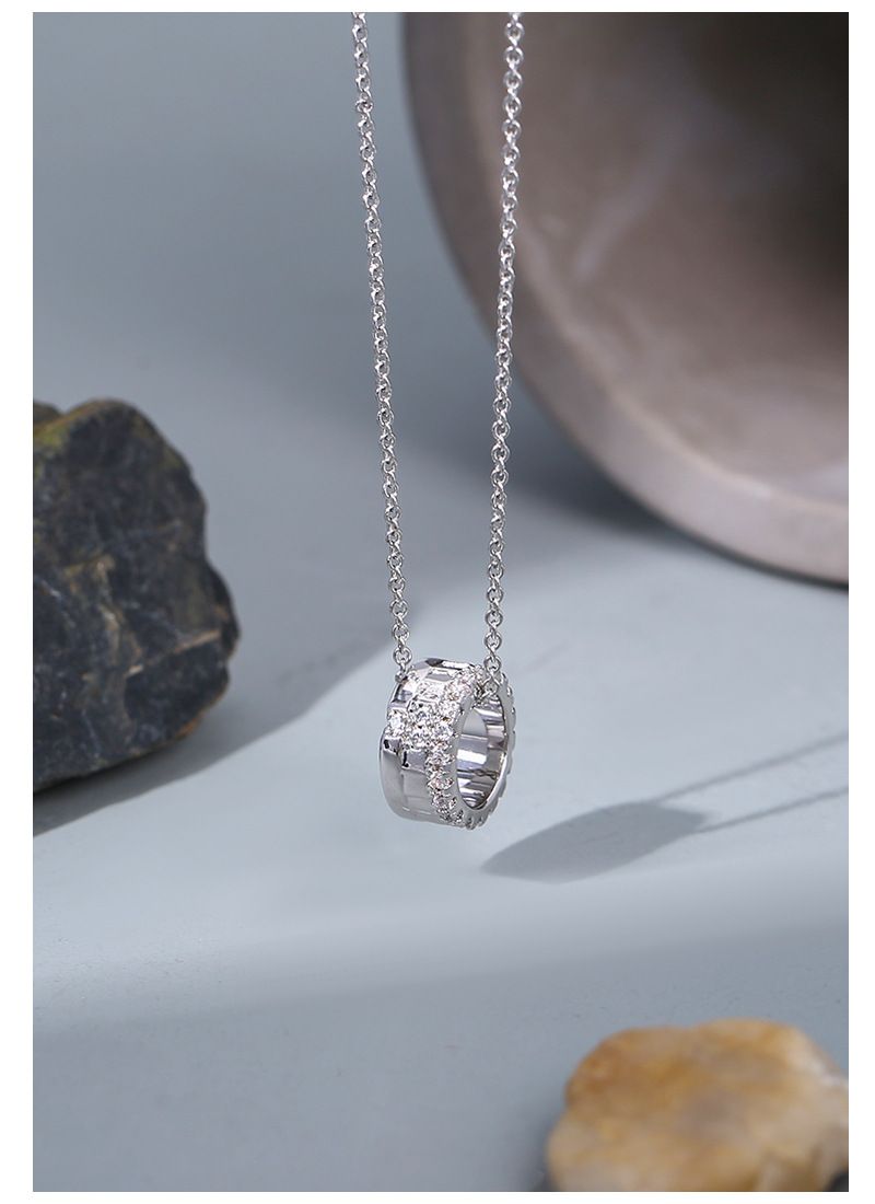 Colar de contas da sorte de cintura pequena incrustado com diamante de cobre engrenagem geométrica redonda pingente de contas colar de casal_voghion.com