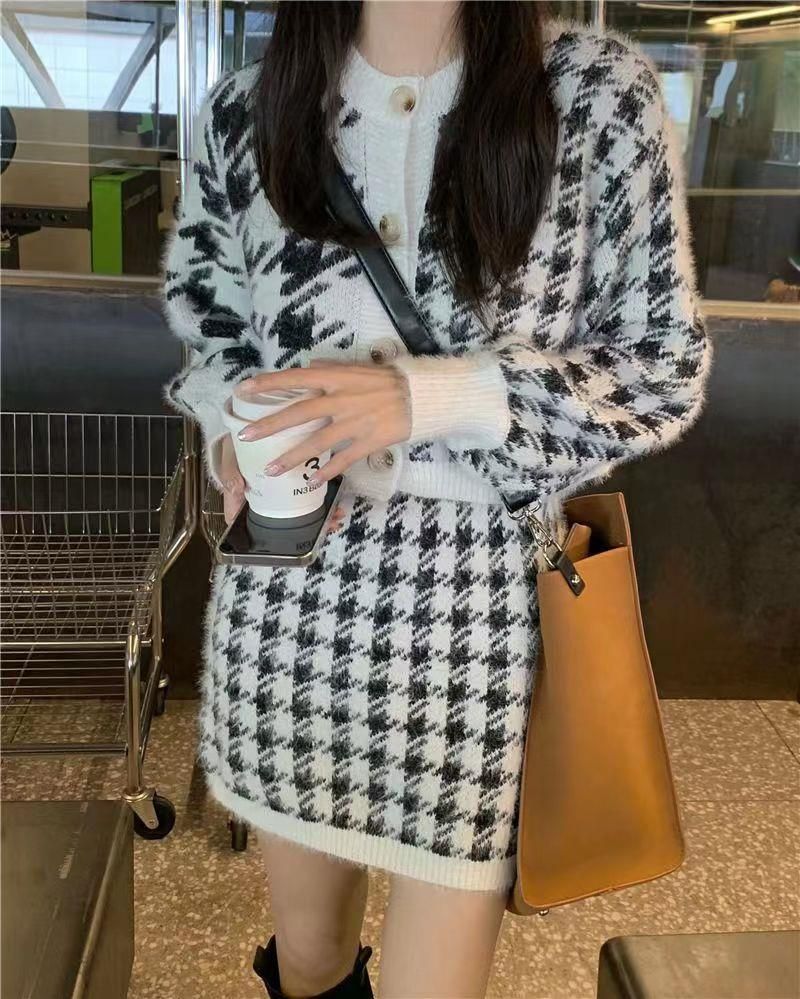 2024 Xiaoxiangfeng Tausend-Vogel-Gitter für Damen, klein und stylisch, Strickoberteil, Halbrock, dreiteiliges Set_voghion.com