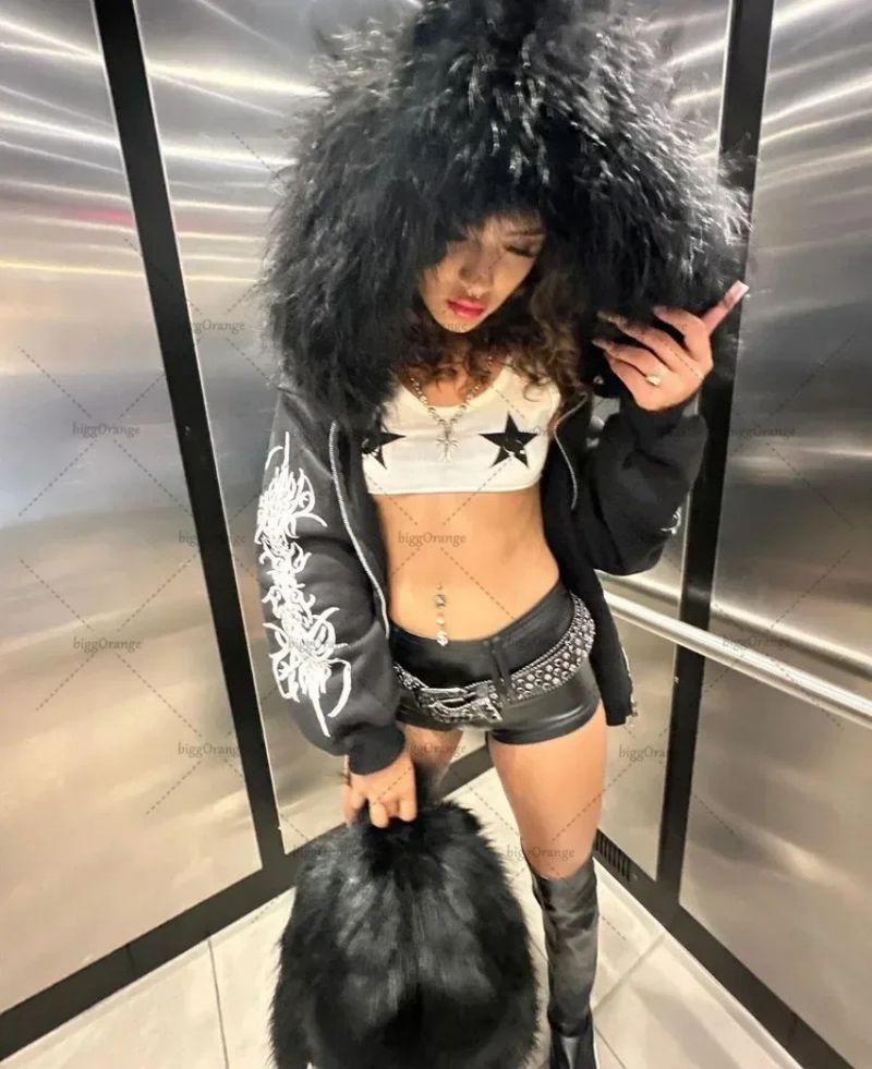 Edgy Print Hooded Cardigan – Oversized Zip-Up Streetwear (Black/White, S-XXXL)_voghion.com