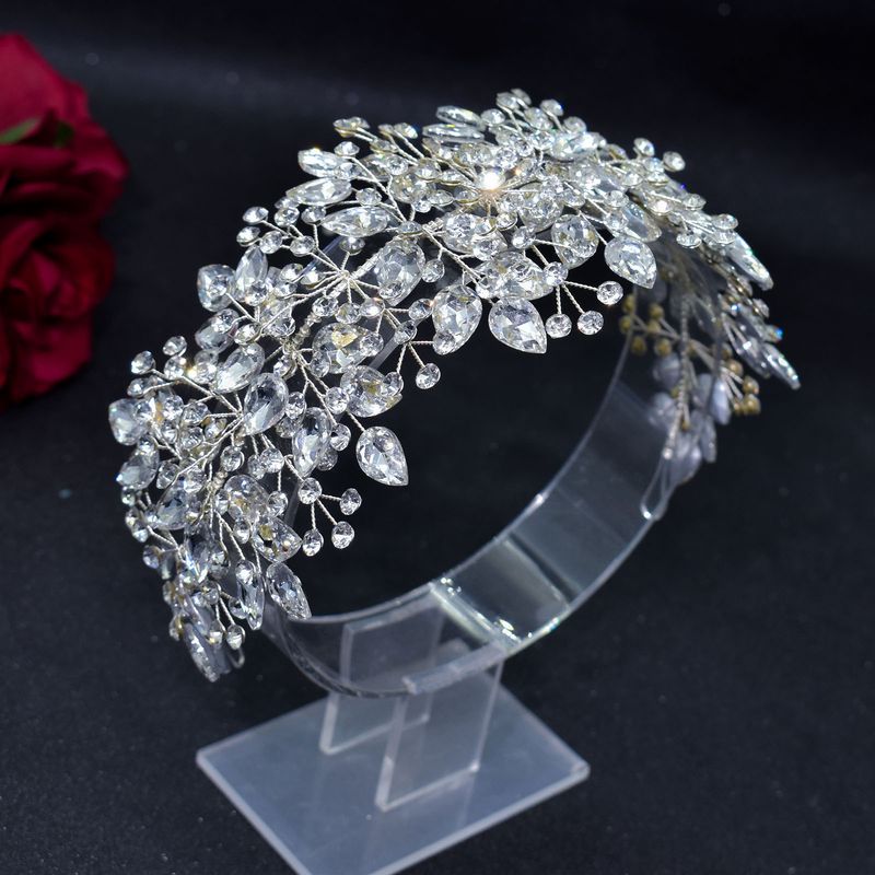 Handgemaakte bruidshoofdtooi met strass steentjes, hartvormig, geperst, zacht haarbandje_voghion.com