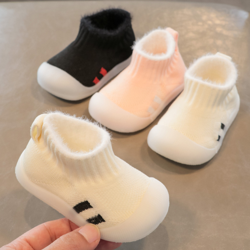 Autumn and winter new baby shoes, children's soft-soled non-slip socks and overshoes for boys and girls, baby toddler shoes and velvet cotton shoes_voghion.com