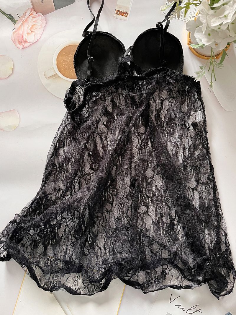Abito sexy in pizzo trasparente con coppe integrate e perizoma gratuito_voghion.com