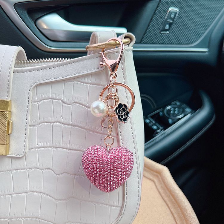 Ciondolo a forma di cuore con diamanti e camelia, personalità creativa, decorazione per borsa e portachiavi per la casa._voghion.com