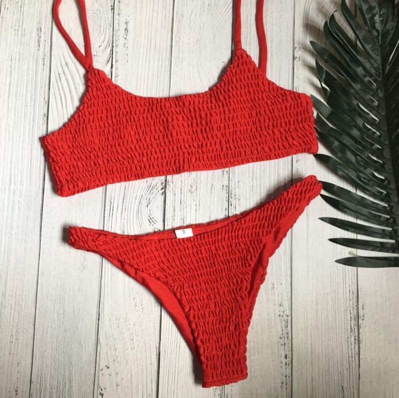 Costume da bagno caldo da donna, bikini sexy a triangolo plissettato _voghion.com