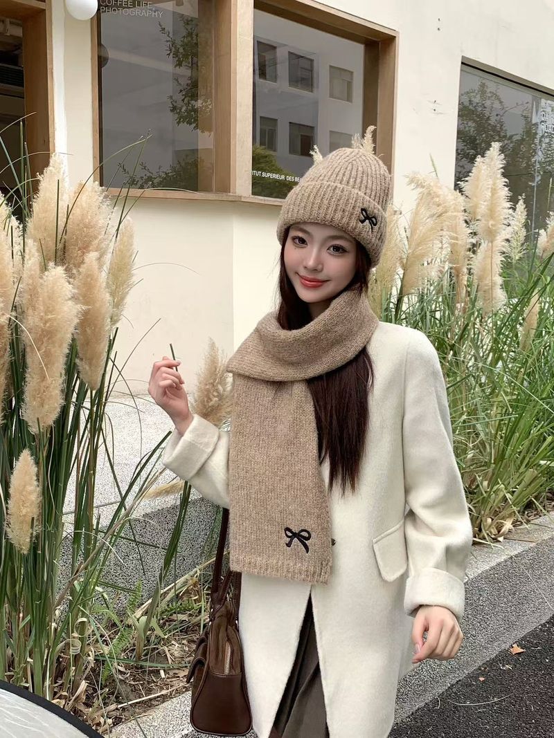 Sciarpa calda in lana lavorata a maglia con fiocco ricamato invernale da donna_voghion.com