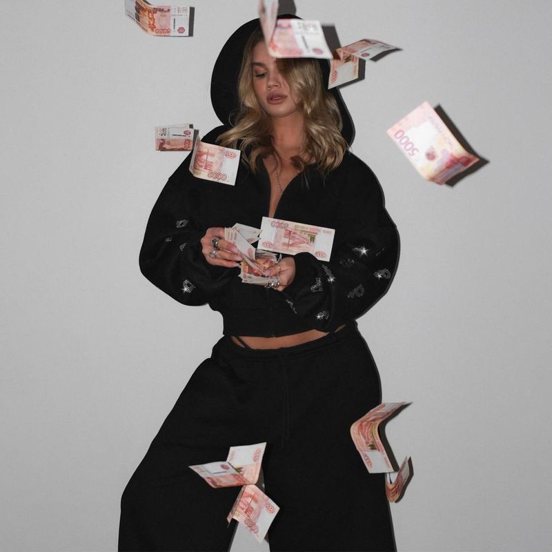 Women's Zip-Up Hoodie & Jogger Set – Embellished Lettering, Loose Fit, Two-Piece Outfit_voghion.com