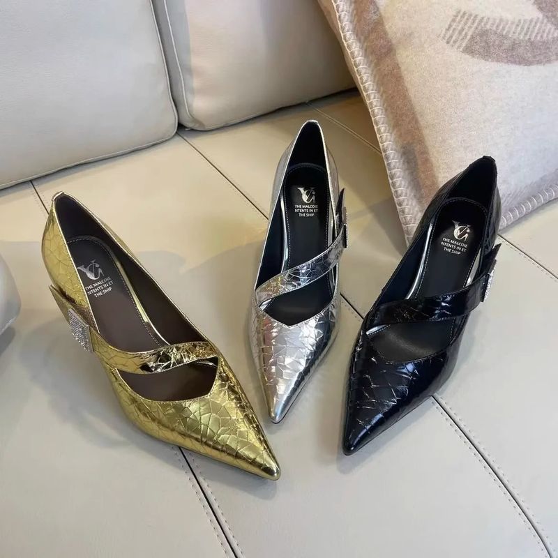 Grande elegante britannico a punta singolo per le donne nuovo stile temperamento con un pezzo unico moda tacco alto piccolo_voghion.com
