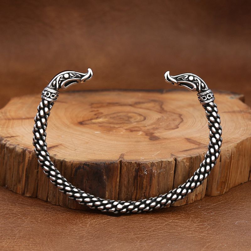 Bracciale retrò versatile da uomo in acciaio inossidabile con apertura solida e regolabile, bracciale in acciaio al titanio, personalità alla moda_voghion.com